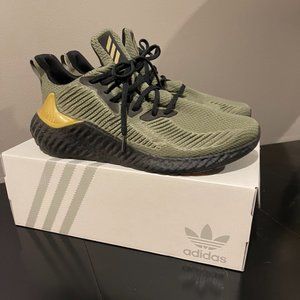 LIKE NEW Adidas Alphaboost, sz 12.5 Running Shoes